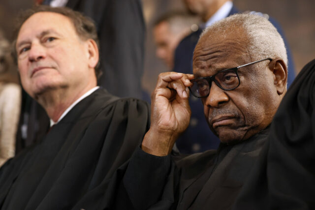 Se Clarence Thomas, se eles solicitarem Trump, é isso que poderia substituí -lo

