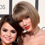 Selena Gomez brinca que sua irmã ama tia Taylor Swift mais do que ela