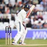 Shubman Gill, Eng vs Vs Ind 2025 por Brydon Carse no início do 4º dia do 1º teste.