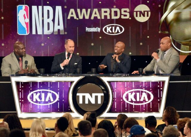 Sinais de 'dentro da NBA' de TNT como Barkley, Shaq, Smith e Johnson para ESPN


