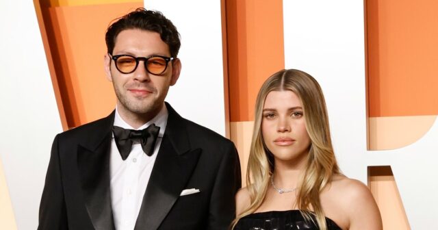 Linha do tempo de relacionamento de Sofia Richie e Elliot Greatione
