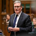 Keir Starmer foi forçado hoje à noite a uma escalada humilhante do exército do trabalho de bem -estar do trabalho
