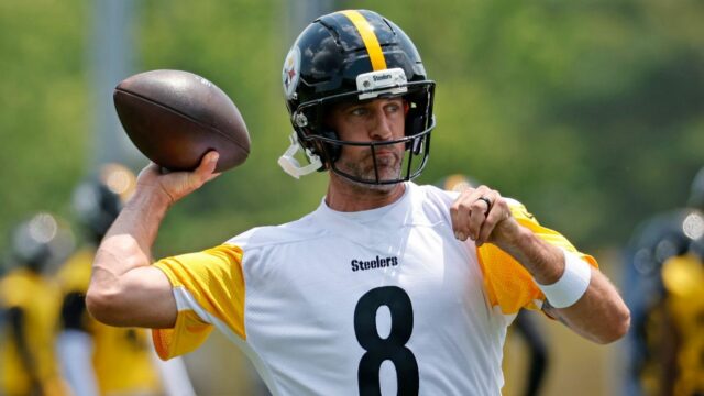 💍 Surpresa! Aaron Rodgers revela que ele é casado

