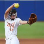 Texas vence o Texas Tech 10: 4 no decisivo 3º jogo WCWS para vencer seu primeiro campeonato nacional