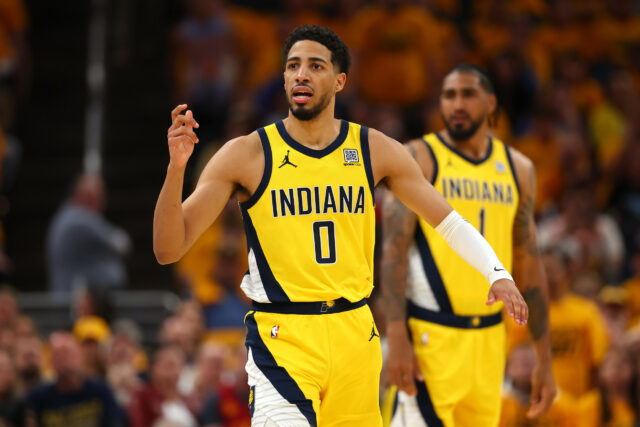 Tíquetos de Pacers Haliburton Haliburton Colli Knicks após a vitória do playoff

