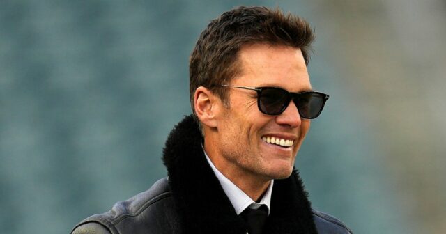 Tom Brady mostra similaridade com sua filha Vivian em Sweet New Selfie: 'Meu co -piloto favorito'