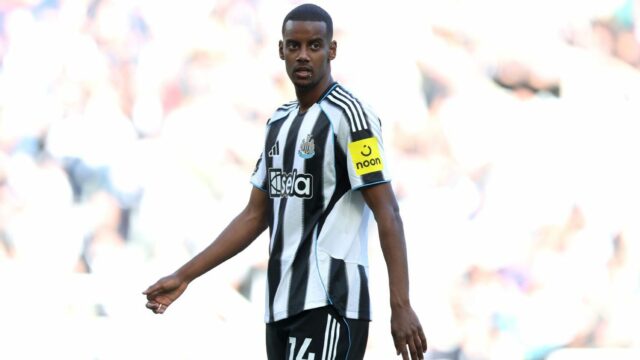 Transferir rumores, notícias: o Liverpool continua a perseguir Isak

