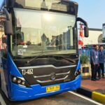 Transjabodetabek Bogor-blok M transfira o ponto de partida e a parada final para Botani Square