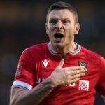 Treinador de Wrexham: Mullin tomou a decisão de sair