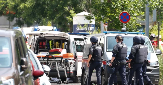 Três dias de luto na Áustria. Rachando na escola em Graz; 9 casos de morte

