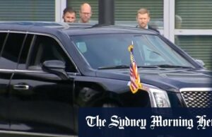 Trombetas ocorreram com os líderes mundiais da OTAN Trombetas ocorreram com os líderes mundiais da OTAN