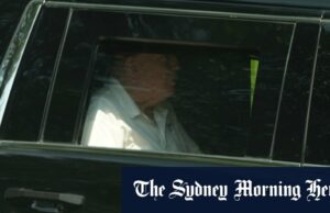 Trump chama o acordo de cessar -fogo sobre a guerra em Gaza à medida que os sinais de progresso surgem As crianças ajudam a transportar posses para os moradores Jabal no domingo.