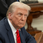 Trump diz "Não foda com isso"