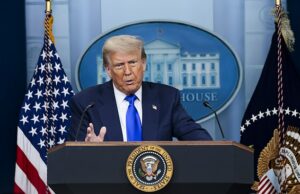 Trump revela que está disposto a bombardear o Irã novamente e avisa o aiatolá que ele estava perto de um “feio” morto O presidente Donald Trump se orgulha de ataque de voo de sábado ao Irã e disse