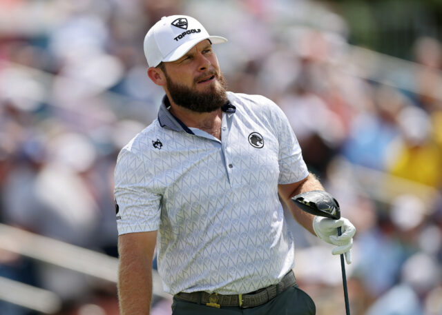 Tyrrell Hodton Punches, putter repreende apesar do crescimento de nós abertos

