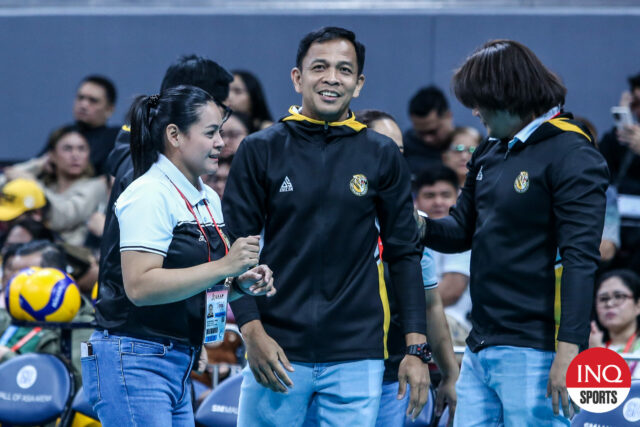 Shaq Delos Santos retorna como o torneio de vôlei feminino do UAAP como treinador do UST Tigresses.