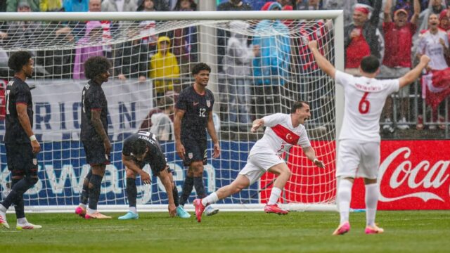 USMNT vê positivo apesar da terceira perda direta

