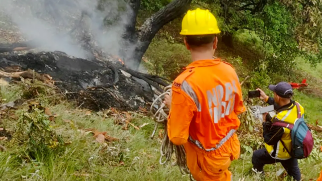 UTARHAKS: Crash helicopterado perto do cedro, todas as sete pessoas mortas

