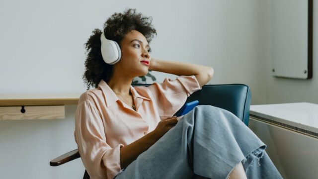 Um ano do Audible Premium Plus é inferior a US $ 90 a 2 de julho

