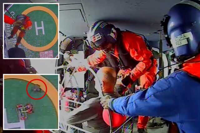 A Guarda Costeira salva um homem da plataforma de petróleo.