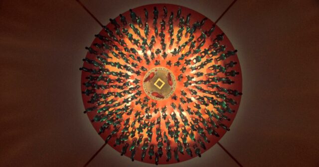Um tiro: como o carrossel mortal do 'jogo da lula' se tornou um olho atento

