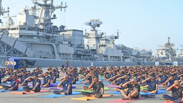Uma queda de vedação para o 11º de Yoga

