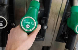 Urgentemente! Mudança do preço do combustível a partir de segunda -feira. Verifique quanto você paga em células de férias Urgentemente! Mudança do preço do combustível a partir de segunda -feira. Verifique quanto você paga em células de férias