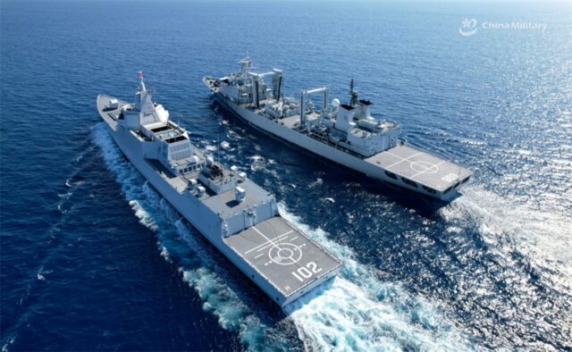 Us Alley Intercept a frota naval chinesa atravessando o território

