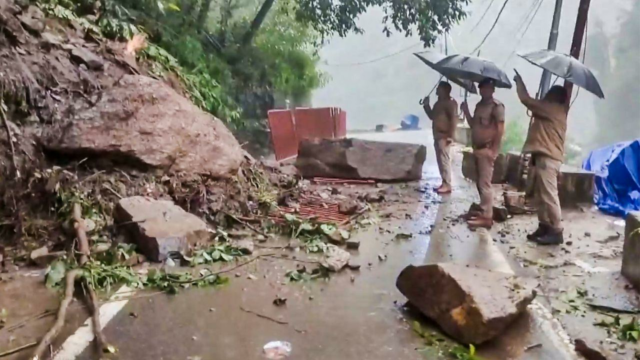 Uttarah: Segunda -feira fechou perto de Nandprayag e Bhaneropani

