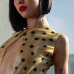 Vampiros, Reggaeton, Hollywood Glamour: Conheça Isabella Lovestory