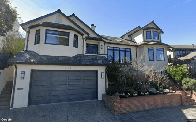 6167 Ocean View Drive - Google Street View