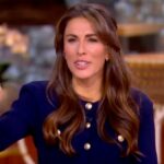 "View": Alissa Farah Griffin Contadores Trump Trump é o primeiro presidente que pagará por dinheiro silencioso na estrela pornô | Vídeo