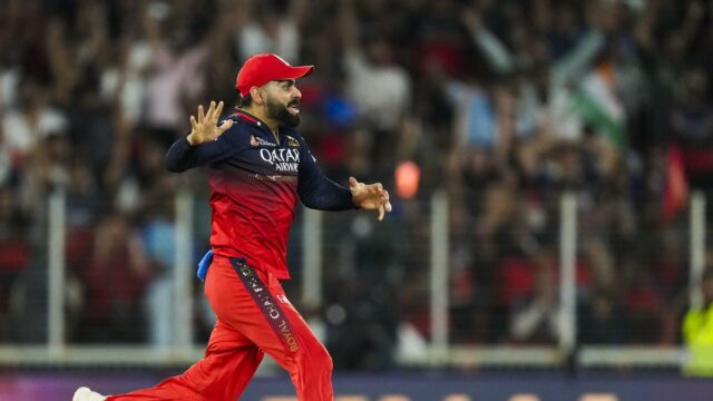 Virat Kohli depois de vencer

