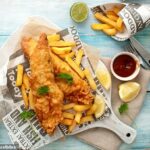 Não há nada como uma nova parte de peixe e batatas fritas após um longo dia na praia. De um lado de ervilhas nubladas a um toque de vinagre, muitos Briter são muito especiais sobre como eles gostam dessa base marítima. Mas, de acordo com um psicólogo, a chave para a parte perfeita é muito mais simples (armazém)
