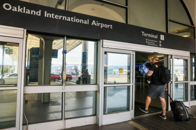 Você disse: o aeroporto está procurando exatamente o nome certo

