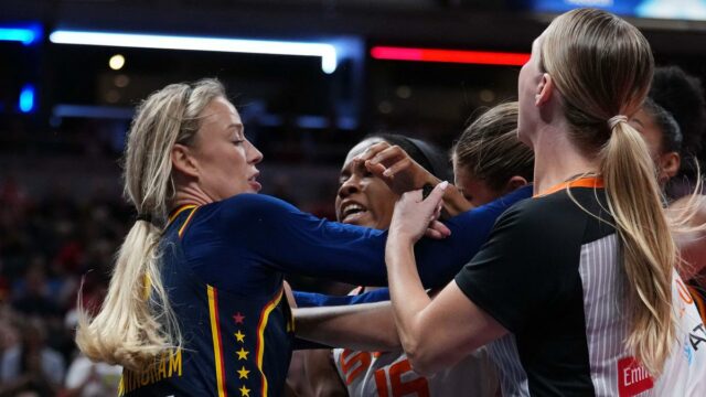 WNBA: Sophie Cunningham, de Indiana, foi jogada fora após disputa acalorada durante o jogo contra o Connecticut Sun

