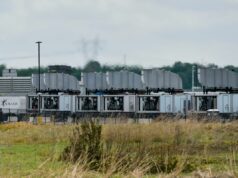 O ano em que os data centers passaram do back-end ao centro do palco Gas turbines are visible at an xAI data center on Riverport Rd in Memphis, TN on April 25, 2025.