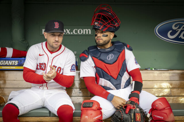 Yankees-Red Sox, chocantemente conectado em rumores de Alex Bragman

