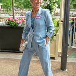 Zara Tindall virou a cabeça novamente para Royal Ascot hoje, quando saiu em um belo traje de calça