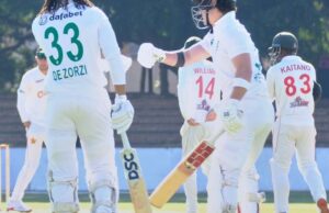 Zim vs SA Live Score, 1º dia do dia 3 Atualizações: a África do Sul retoma em 49/1, lidera o Zimbábue com 216 faixas Zim vs SA Live Score, 1º dia do dia 3 Atualizações: a África do Sul retoma em 49/1, lidera o Zimbábue com 216 faixas