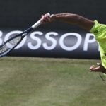 Zveev chega às finais de Stuttgart