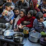 10 Gazans morreram em um dia devido à fome, a maioria das crianças