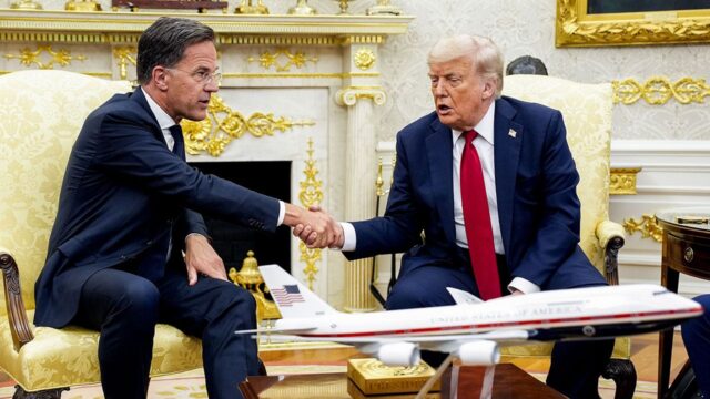 Trump, Rutte anuncia um pacote de armas da OTAN "verdadeiramente grande" no meio de um novo termo de 50 dias para Putin


