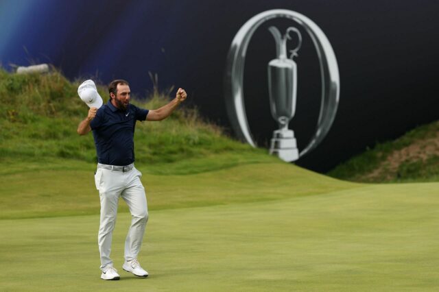 Scottie Scheffler posa com Claret Jug depois de vencer o Campeonato Open 2025 (Fonte da imagem: Imagen)