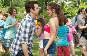 3 filmes ignorados que você deveria transmitir na TV Hulu e Plutão em julho de 2025 Kate McKinnon e Scarlett Johansson em uma noite difícil