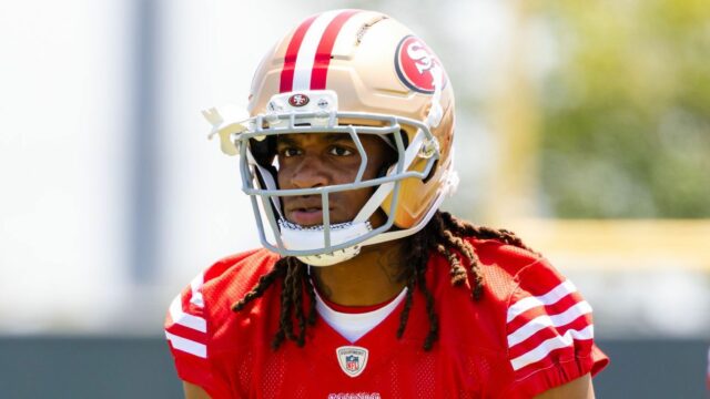 49ers WR Robinson não pede um concurso em DUI


