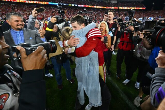 49ers quarterback Brock Purdy se torna o pai de uma garota

