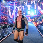 5 Indicadores de Triple H empurrando Randy Orton na WWE