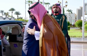 A Indonésia-Arab saudita assinou um MOU de investimento para a defesa, para um total de US $ 27 bilhões A Indonésia-Arab saudita assinou um MOU de investimento para a defesa, para um total de US $ 27 bilhões