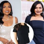 Mindy Kaling em uma camiseta de caxemira piking